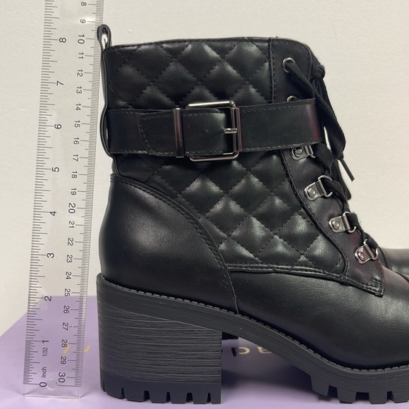 Brand new with box Women’s Madden Girl Black Harlow Combat Boots. Size is 9.5. - Picture 4 of 16